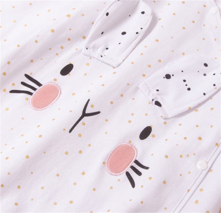 Kidskimberry Kaninchen bestickte gepunktete Baby Walksuit