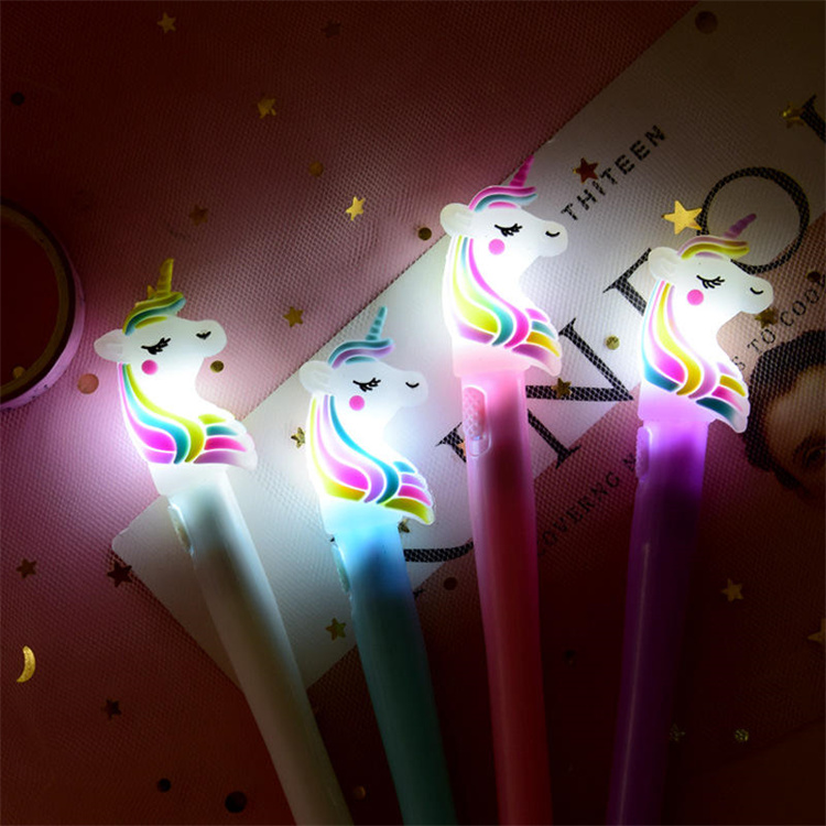 [4 Pakete]Cartoon Einhorn Nettes Mädchen Mädchen Herz Leuchtend Nette Persönlichkeit Schreiben Gel Licht Stif