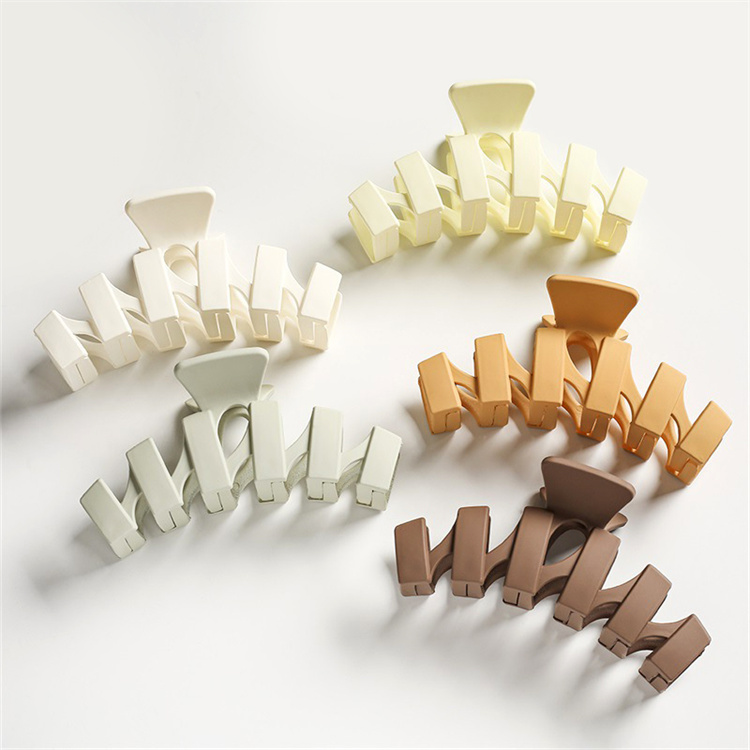 Wenbei Vollfarbige mattierte hohle Acryl Hai Clip