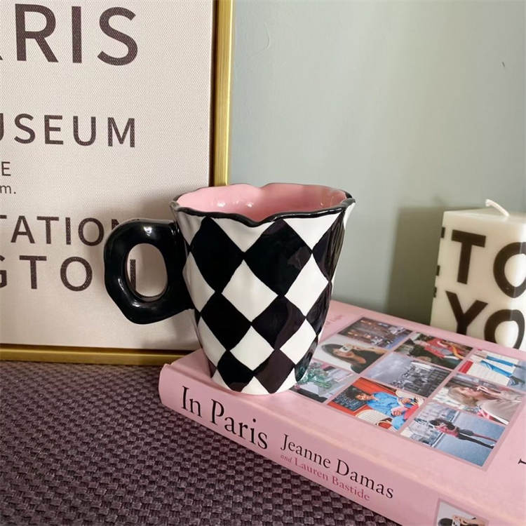 Französischer Stil hohe Schönheit Tulpe Becher Wasser Tasse